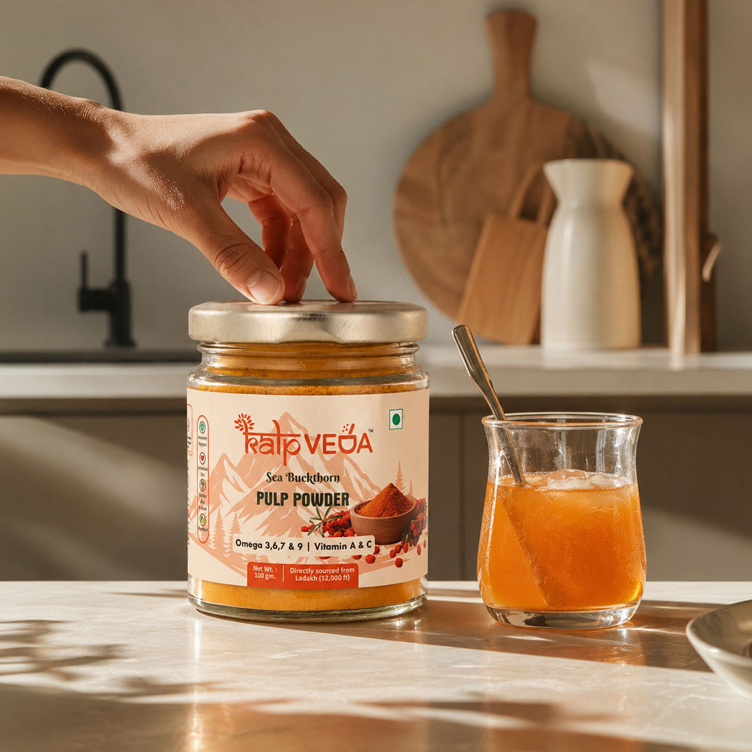 Kalpveda Himalayan Sea Buckthorn Pulp Powder 100g | Water Soluble Superfood Powder | Rich in Vitamin C, Omega 3 6 7 9 & Antioxidants | Supports Immunity, Gut & Skin Wellness (Pack of 1)